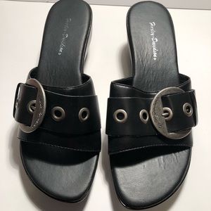 Harley-Davidson black Macie slides size 7.5